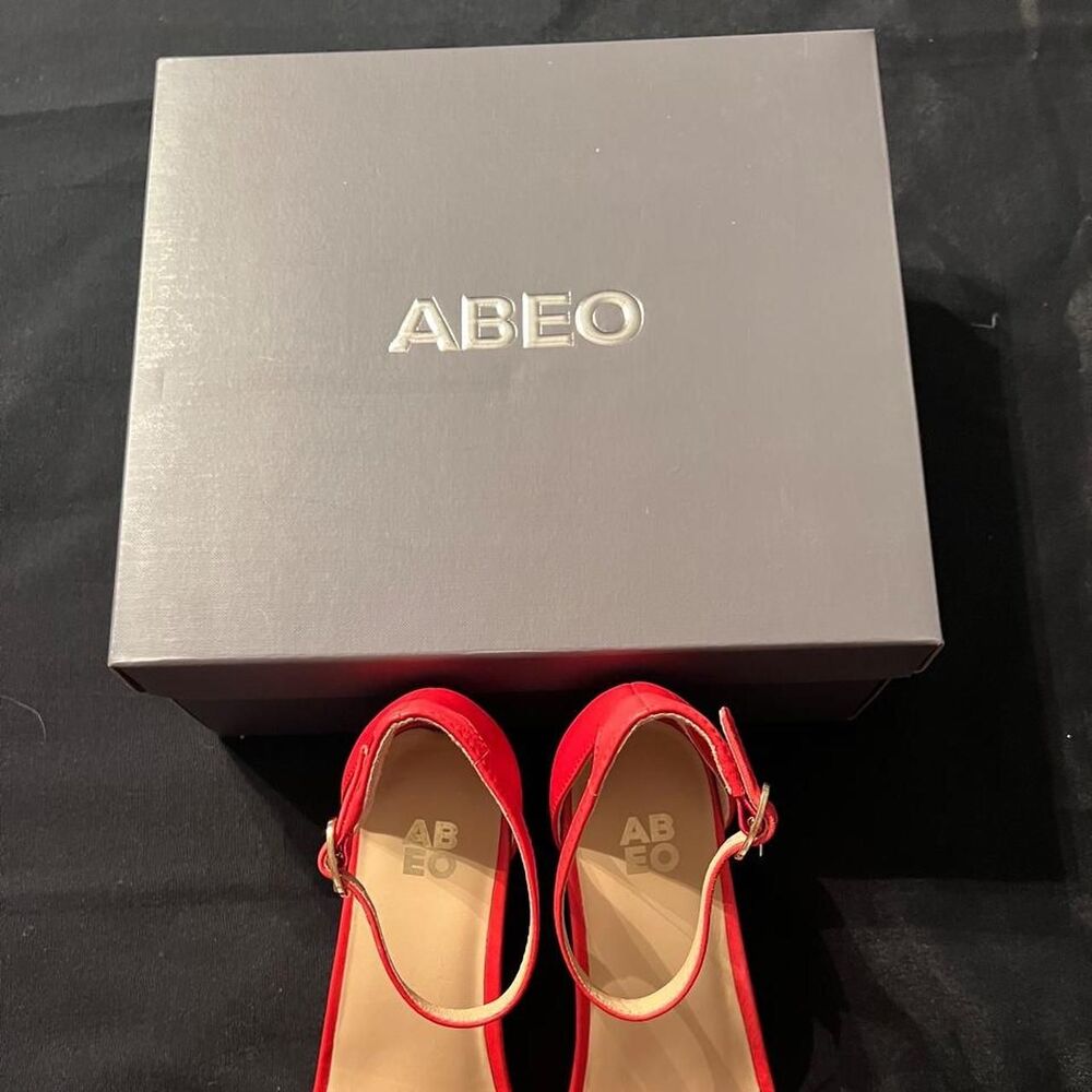 Unbranded Women's Red Courts
